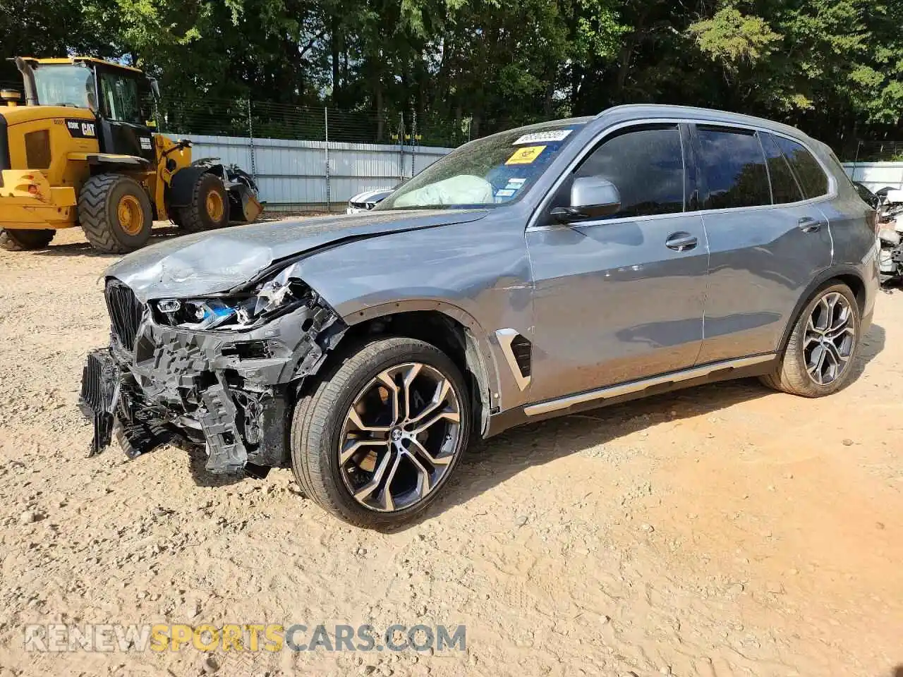 1 Photograph of a damaged car 5UX13EU01R9S65410 BMW X5 2024
