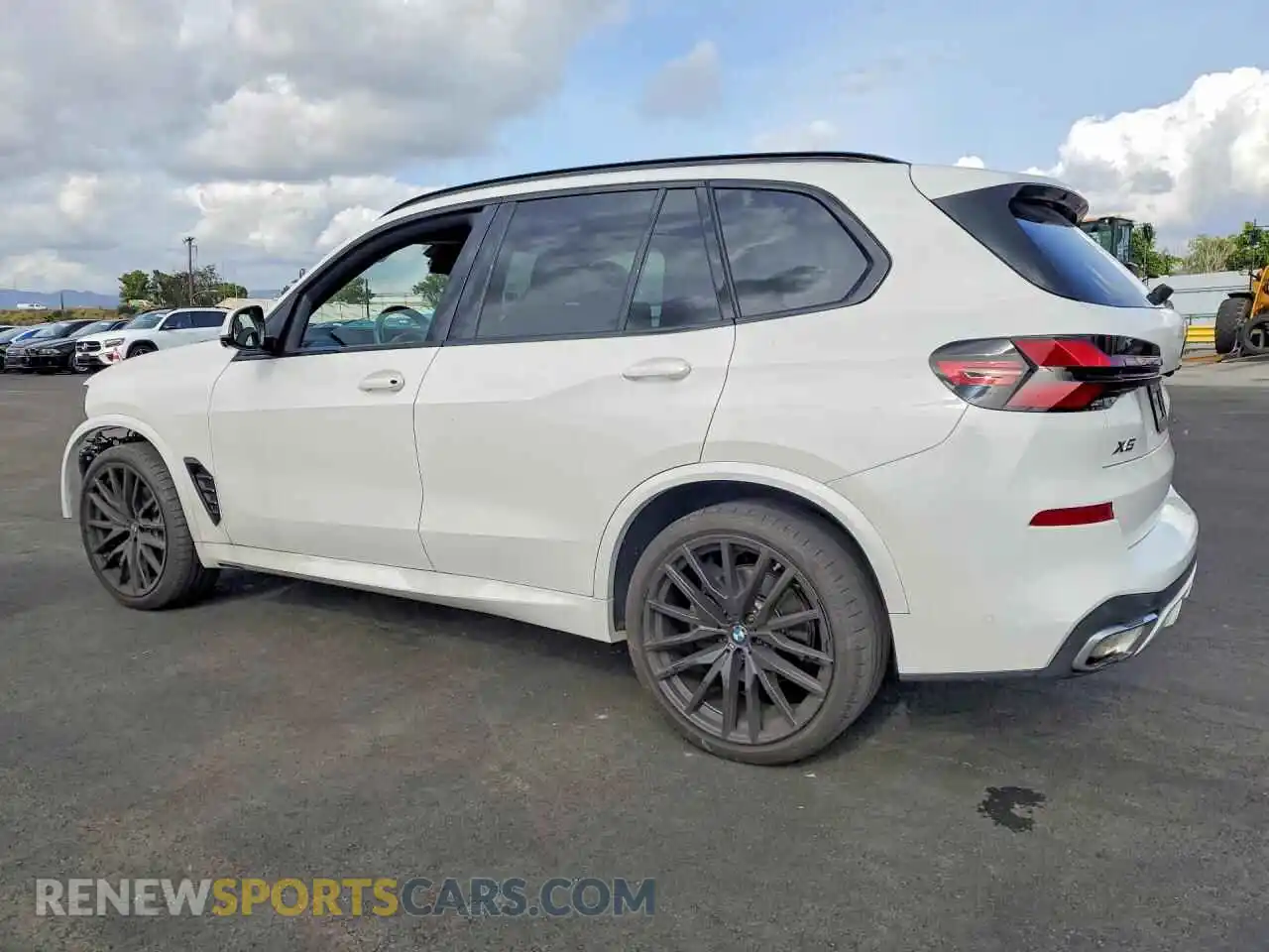 2 Photograph of a damaged car 5UX13EU03R9T89291 BMW X5 2024