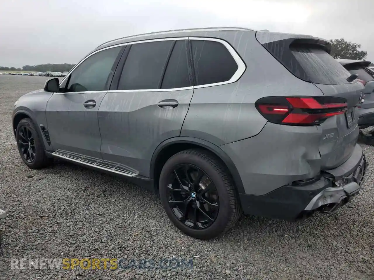 2 Photograph of a damaged car 5UX13EU04R9S48889 BMW X5 2024
