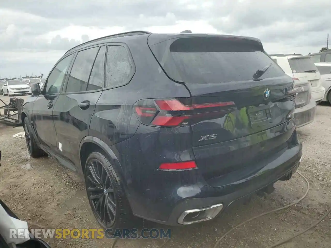2 Photograph of a damaged car 5UX13EU05R9V47792 BMW X5 2024