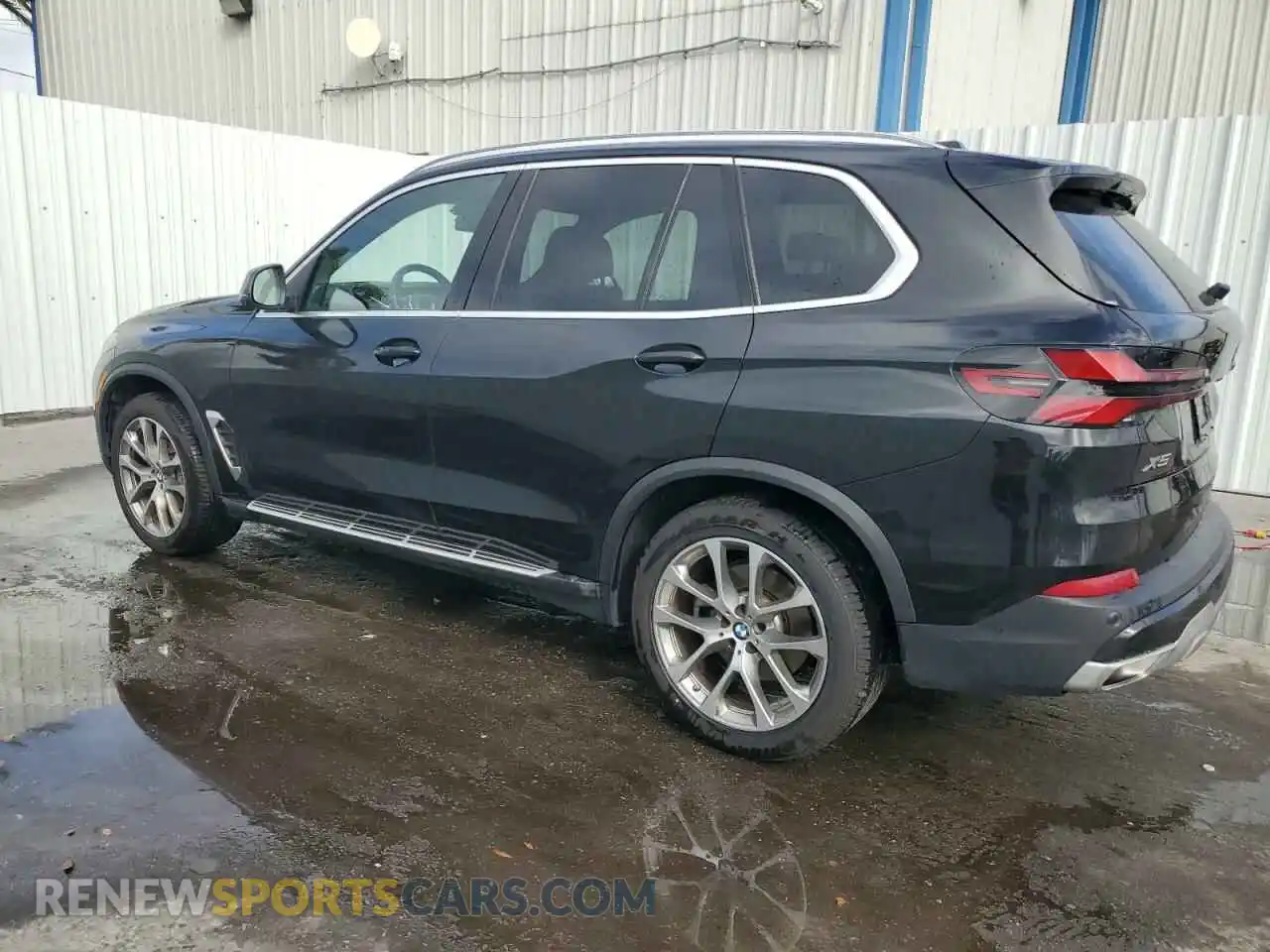 2 Photograph of a damaged car 5UX13EU05R9V74569 BMW X5 2024