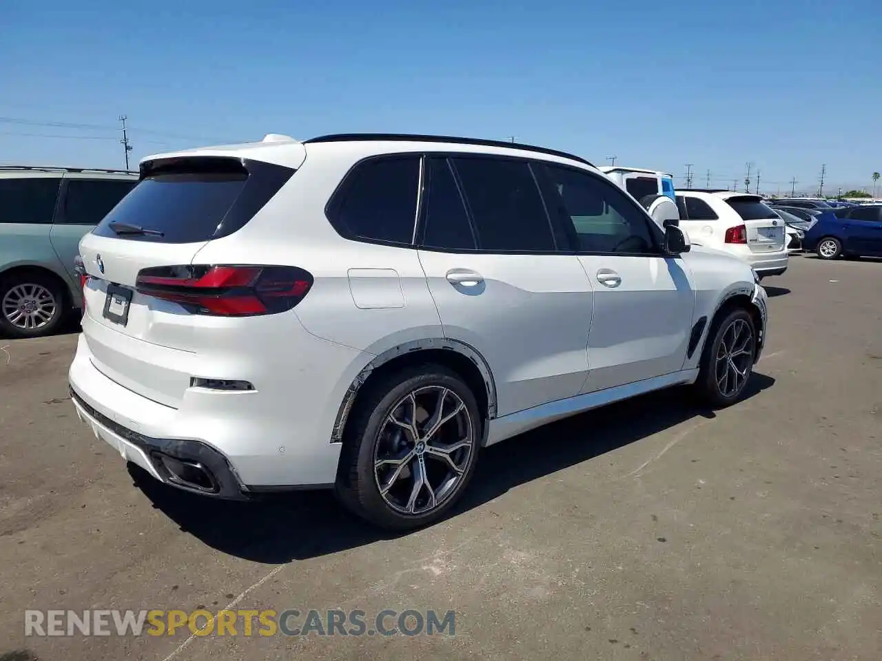 3 Photograph of a damaged car 5UX13EU07R9T85969 BMW X5 2024