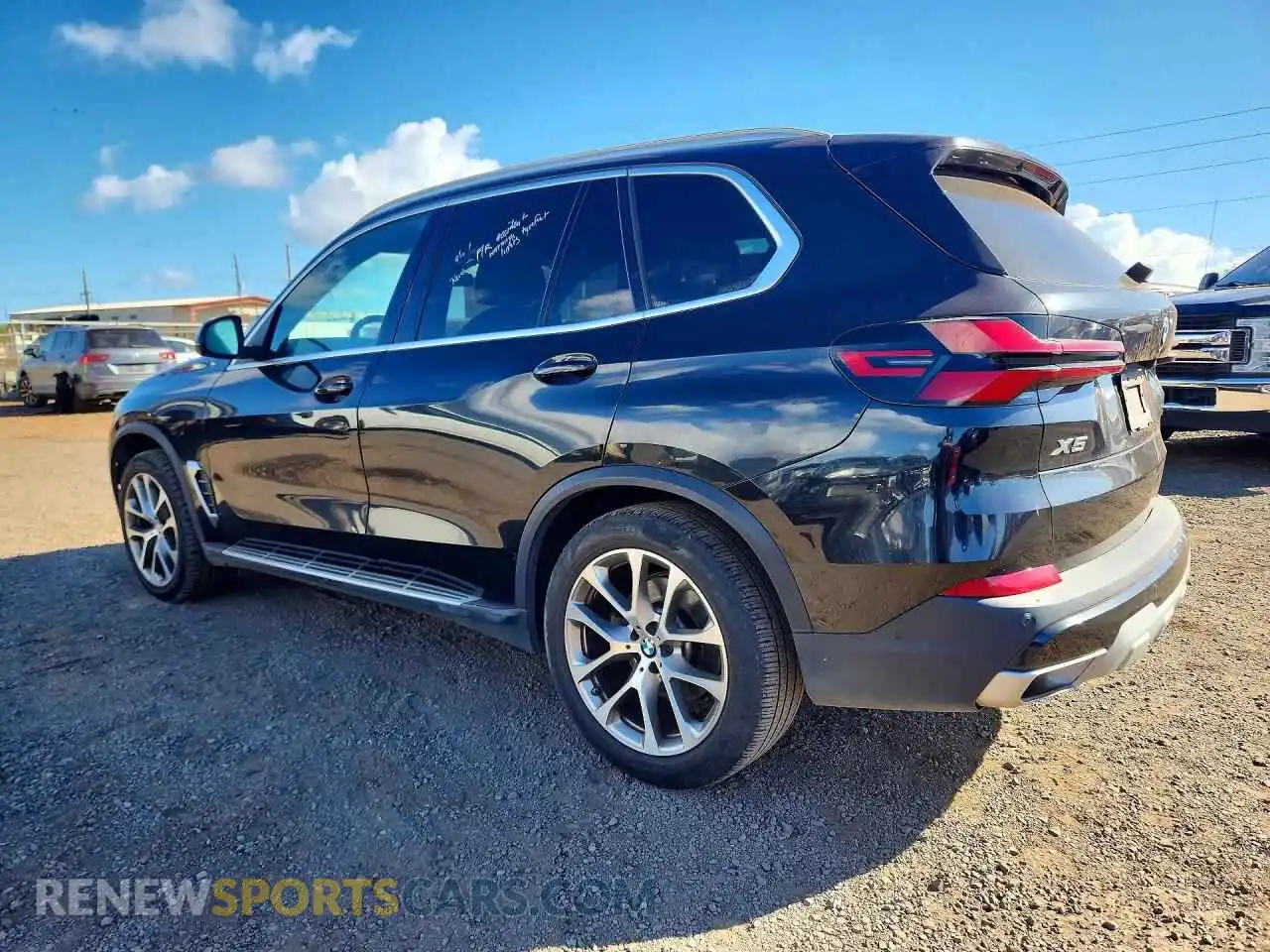 2 Photograph of a damaged car 5UX13EU07R9U18629 BMW X5 2024