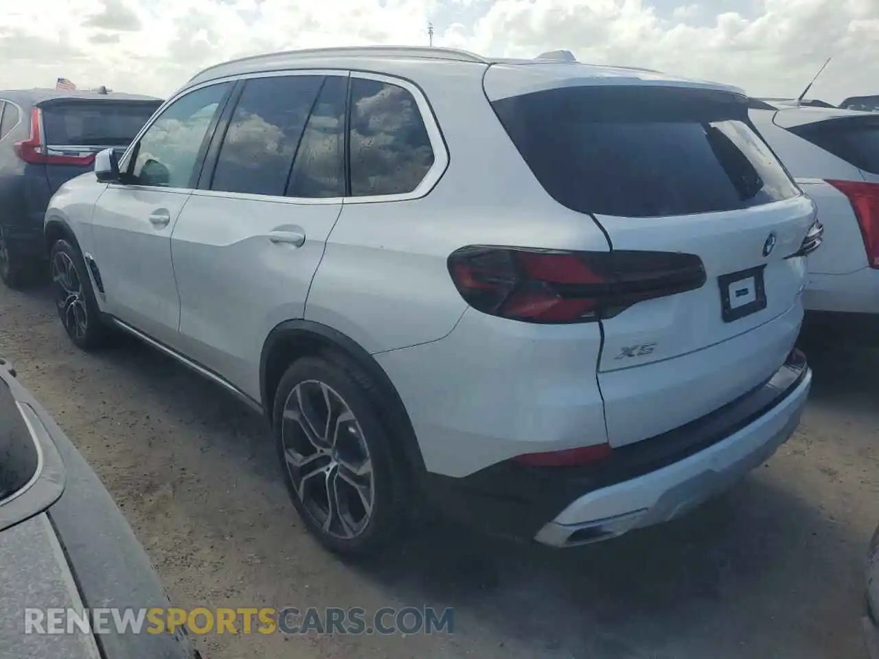 2 Photograph of a damaged car 5UX13EU09R9V94677 BMW X5 2024