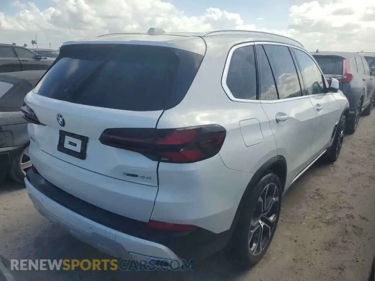 3 Photograph of a damaged car 5UX13EU09R9V94677 BMW X5 2024