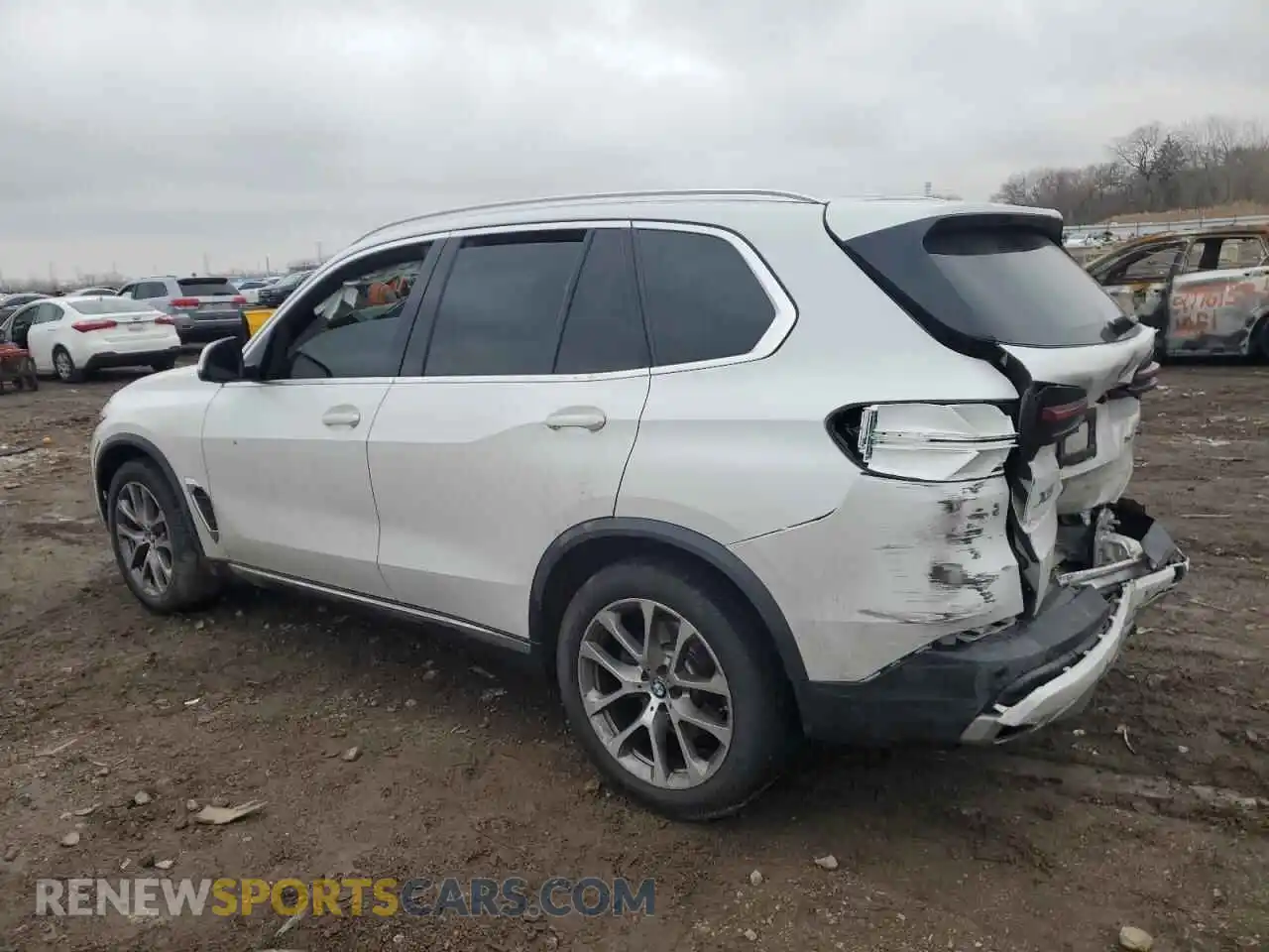 2 Photograph of a damaged car 5UX23EU00R9S44178 BMW X5 2024