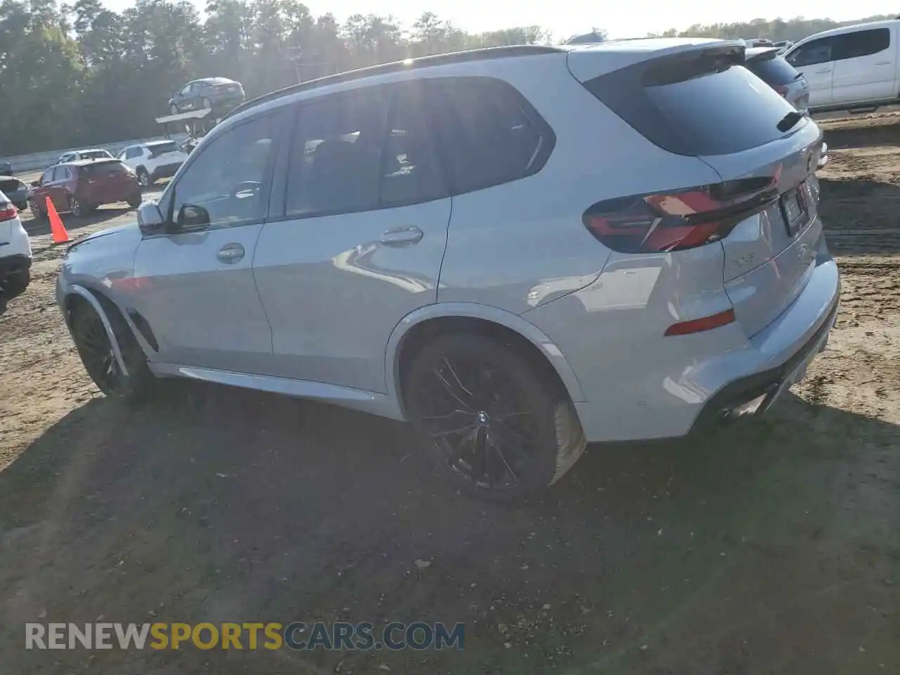 2 Photograph of a damaged car 5UX23EU00R9S57531 BMW X5 2024