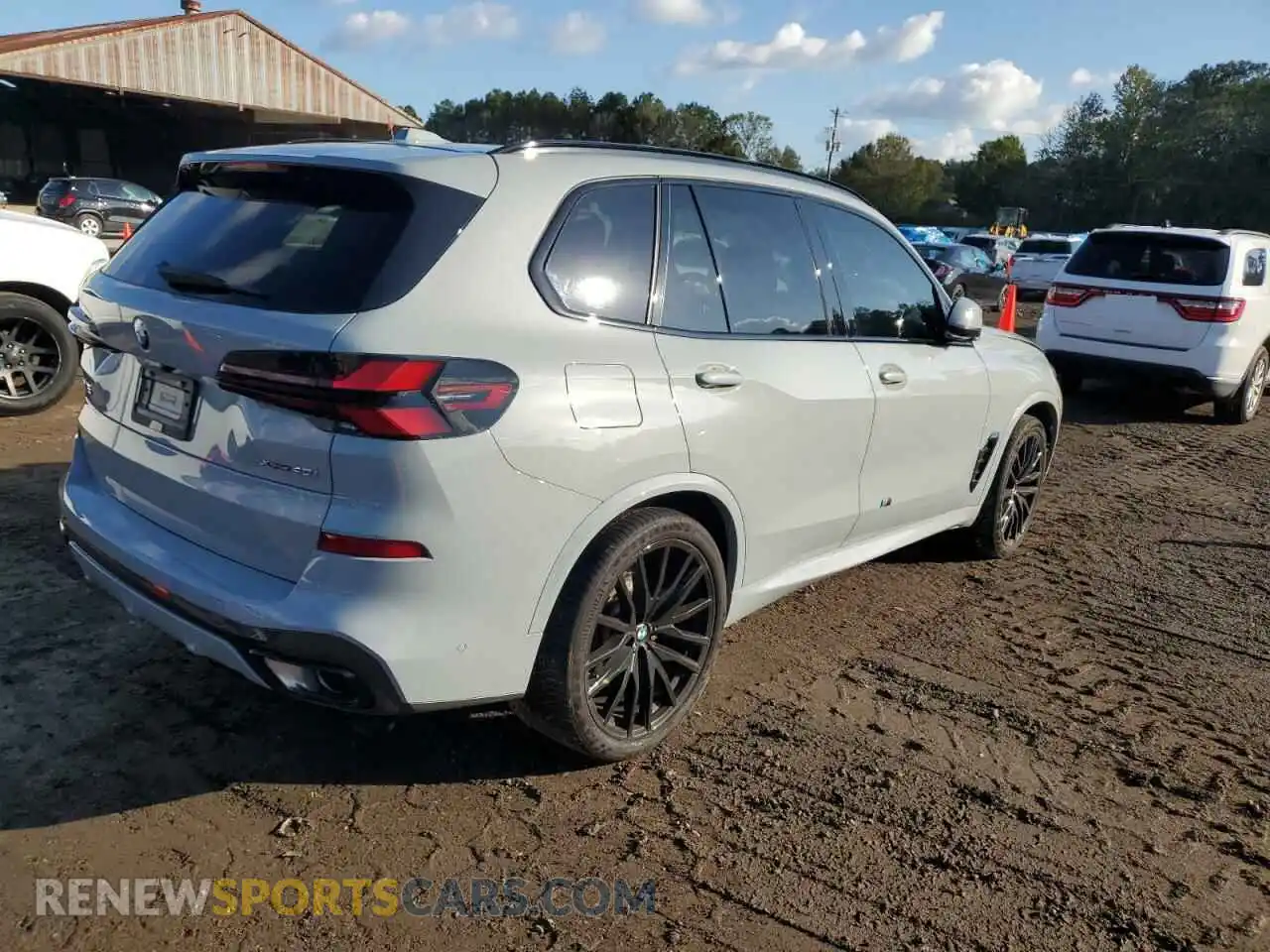 3 Photograph of a damaged car 5UX23EU00R9S57531 BMW X5 2024