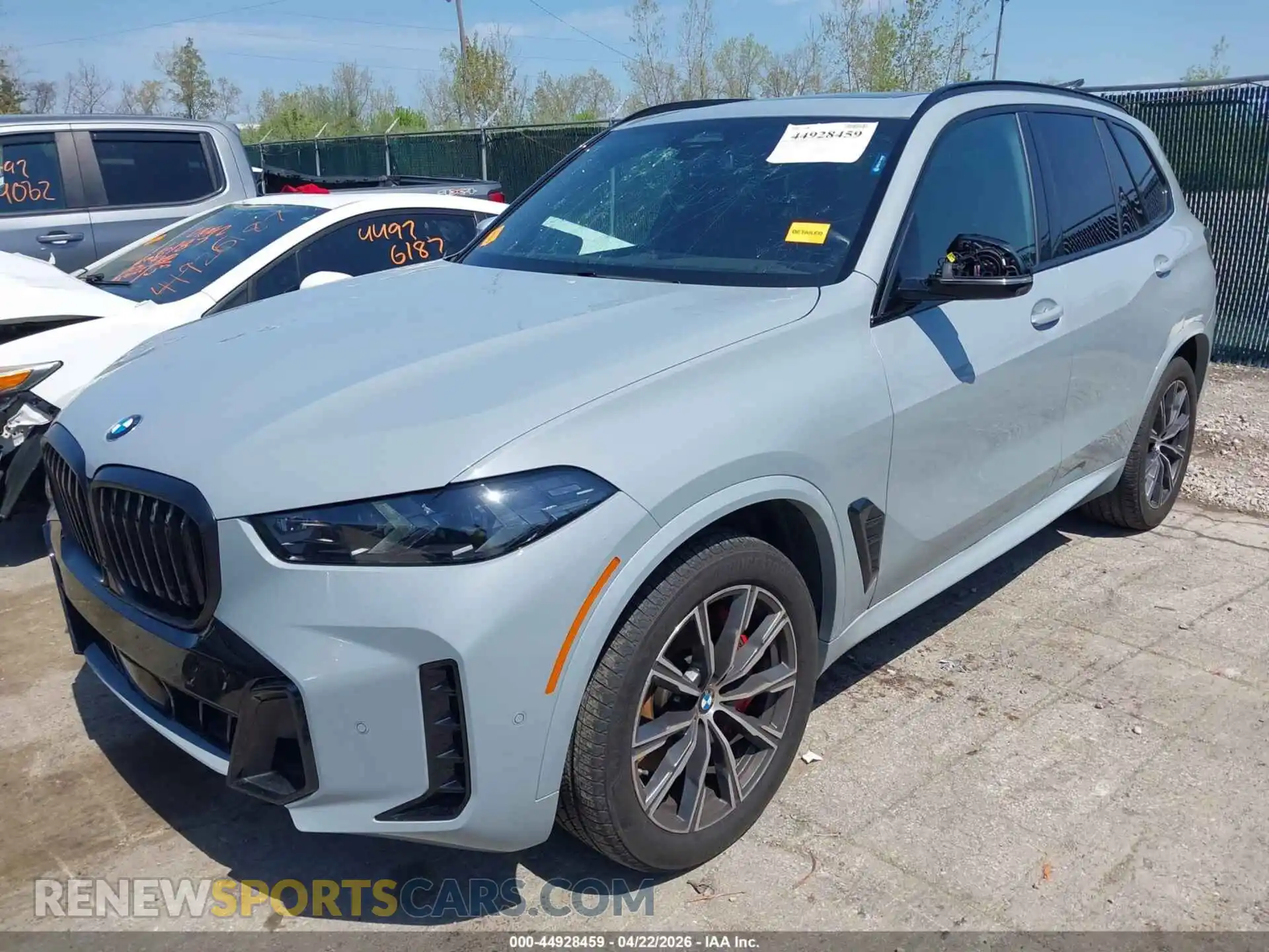 2 Photograph of a damaged car 5UX23EU00R9T44958 BMW X5 2024