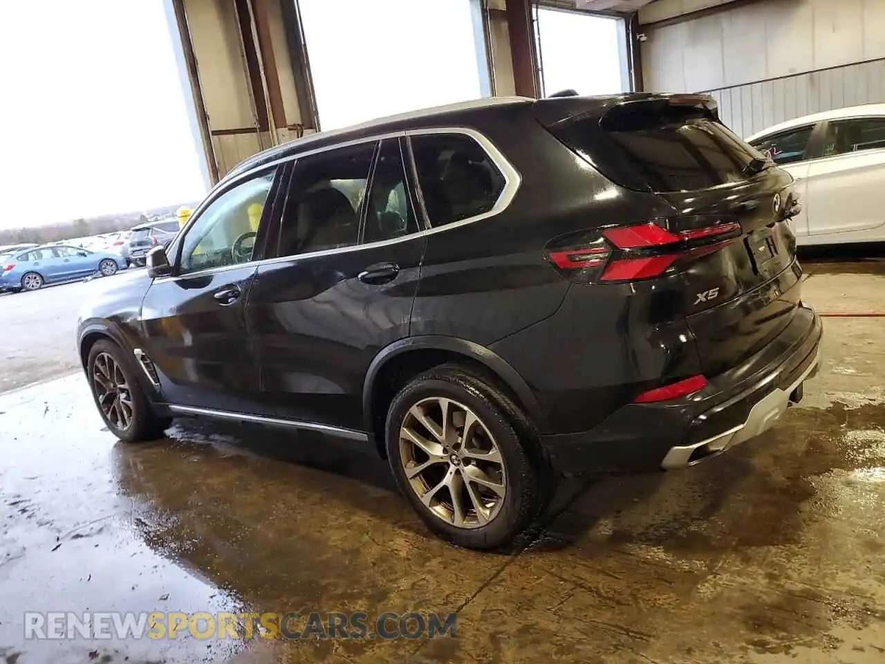 2 Photograph of a damaged car 5UX23EU01R9S64911 BMW X5 2024