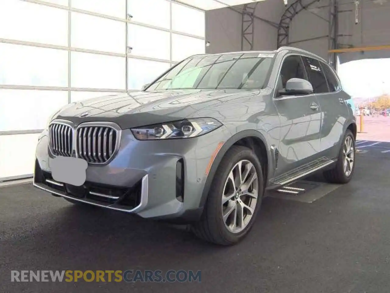 2 Photograph of a damaged car 5UX23EU02R9S52539 BMW X5 2024