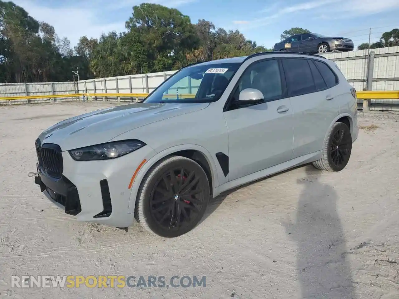 1 Фотография поврежденного автомобиля 5UX23EU02R9S65436 BMW X5 2024