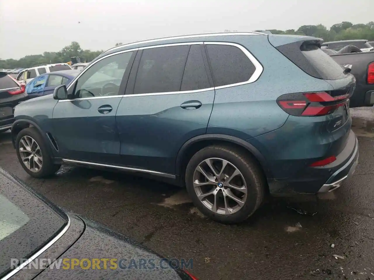 2 Фотография поврежденного автомобиля 5UX23EU02R9T63818 BMW X5 2024