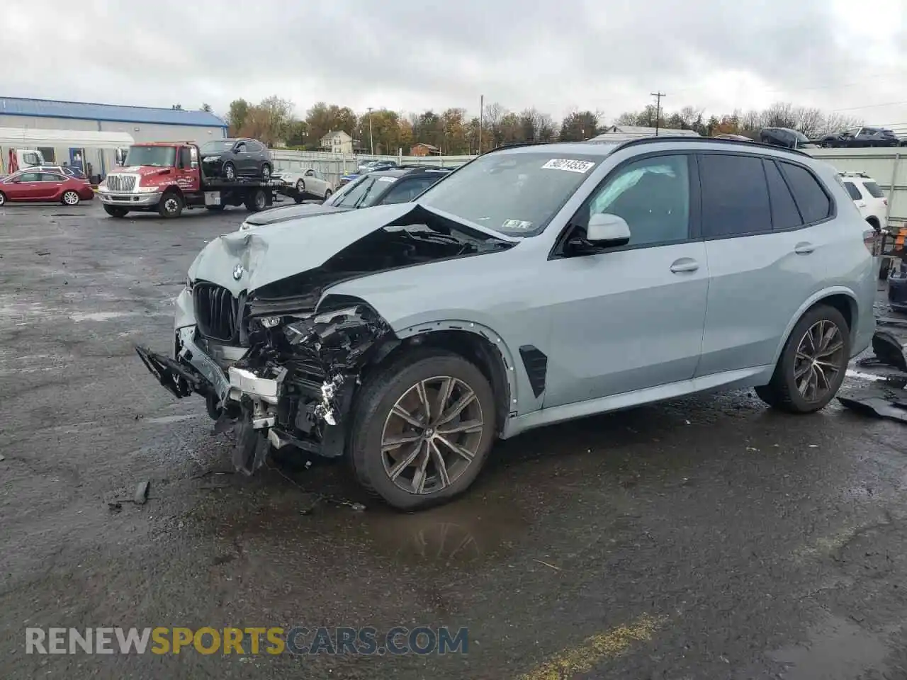 1 Photograph of a damaged car 5UX23EU02R9W08861 BMW X5 2024