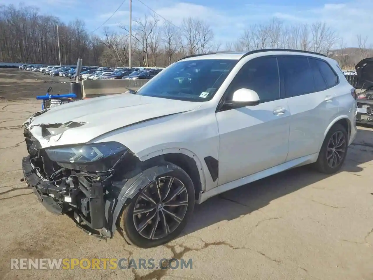 1 Photograph of a damaged car 5UX23EU02R9W21710 BMW X5 2024