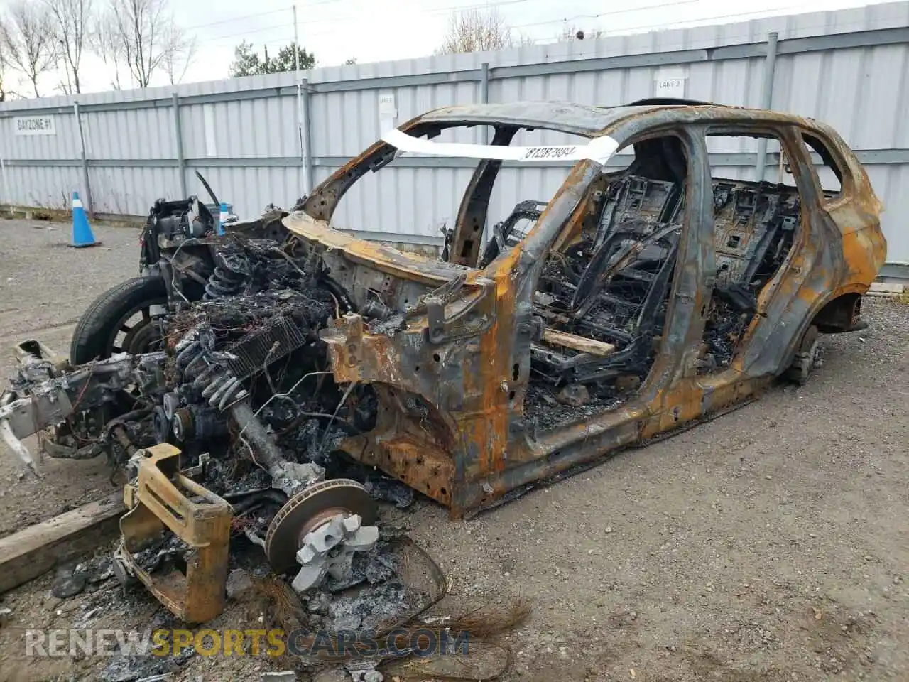 1 fotografías del automóvil dañado 5UX23EU03R9W10120 BMW X5 2024