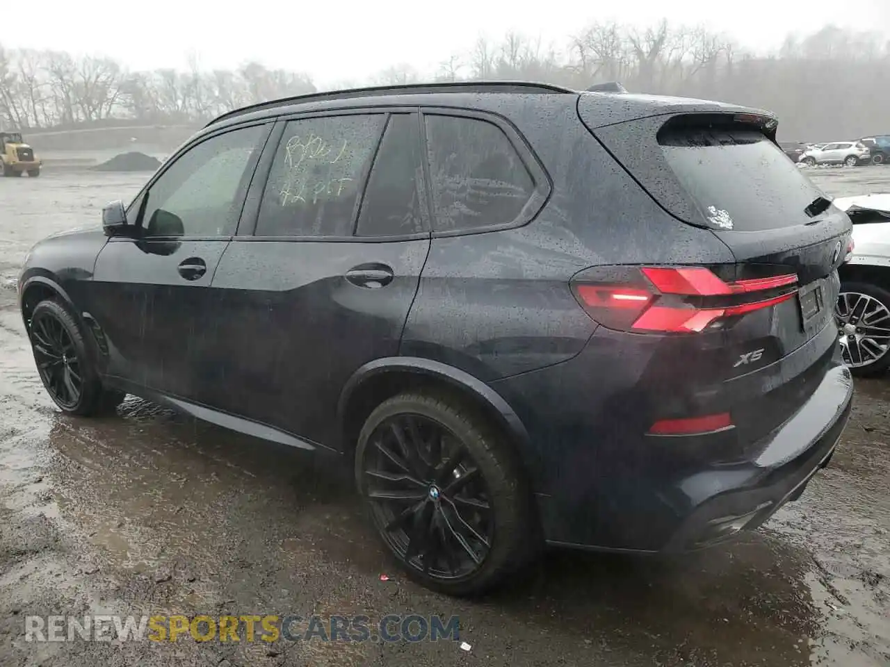 2 Photograph of a damaged car 5UX23EU04R9U02022 BMW X5 2024