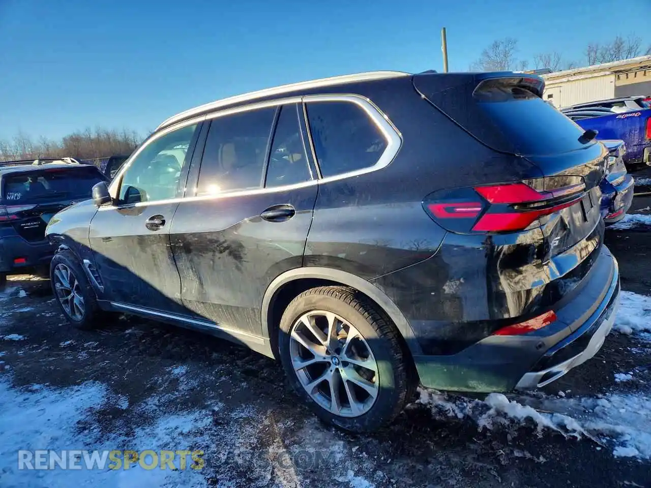 2 Photograph of a damaged car 5UX23EU04R9U66903 BMW X5 2024