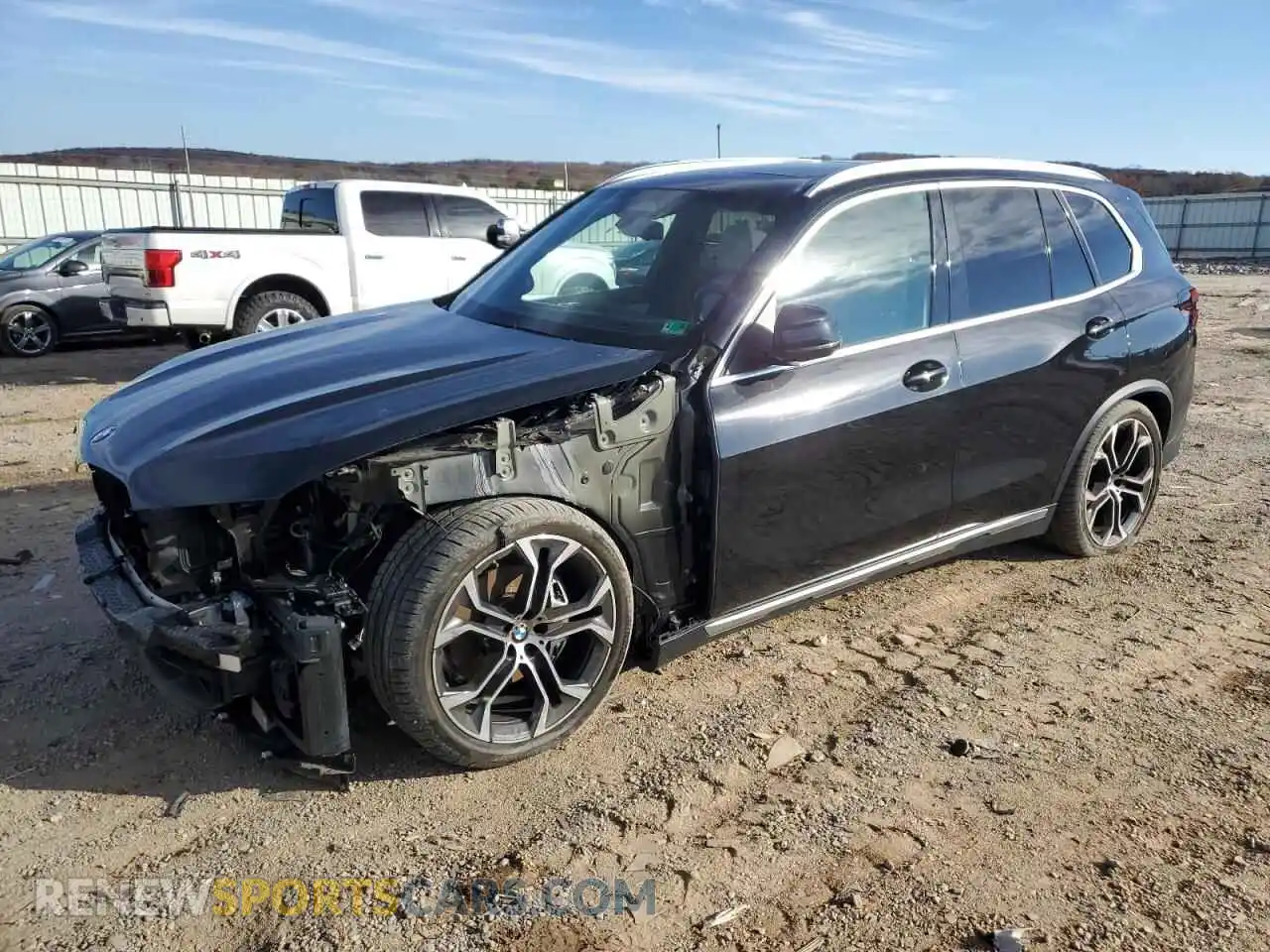 1 Photograph of a damaged car 5UX23EU04R9W21921 BMW X5 2024