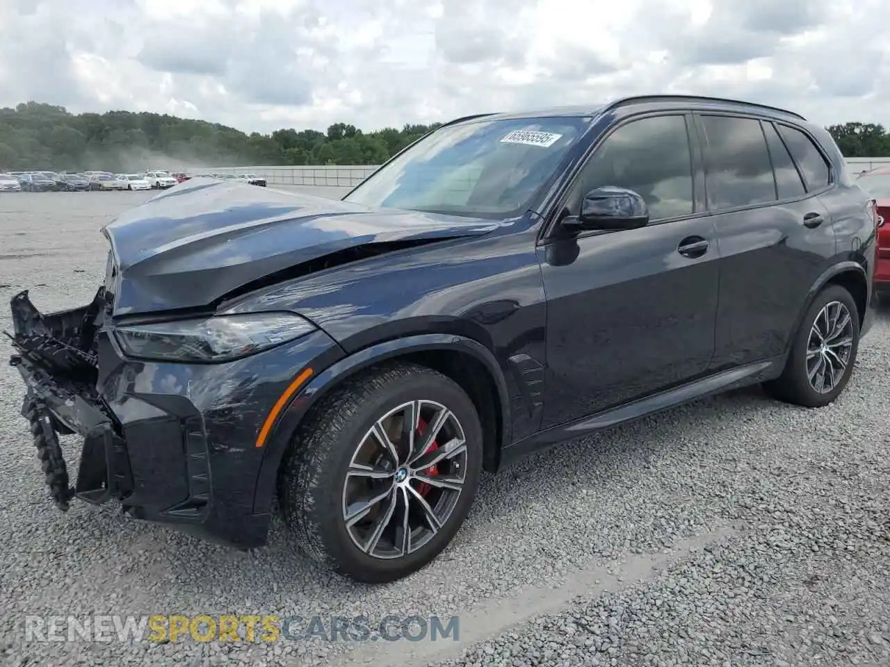 1 Photograph of a damaged car 5UX23EU05R9T43904 BMW X5 2024