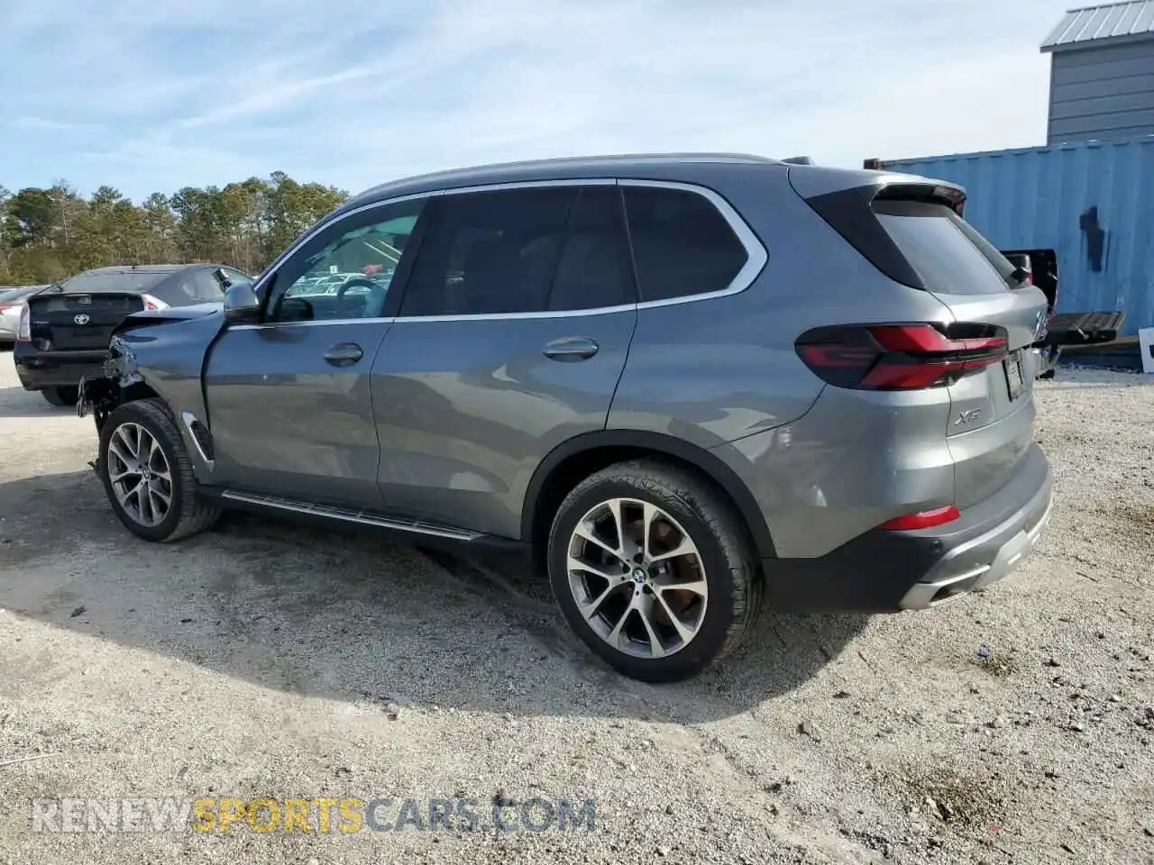 2 Photograph of a damaged car 5UX23EU05R9U42495 BMW X5 2024