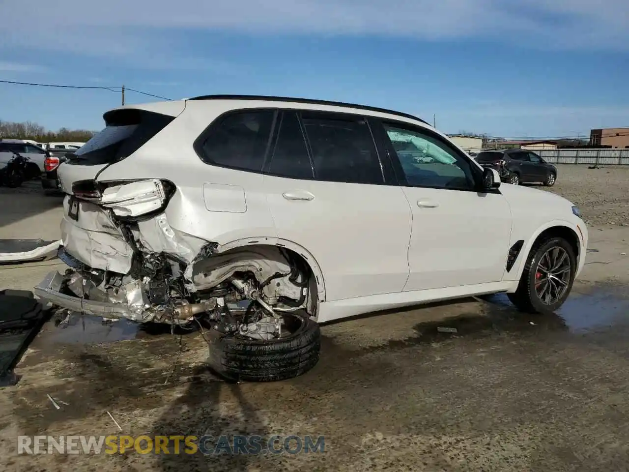 3 Photograph of a damaged car 5UX23EU05R9U48829 BMW X5 2024
