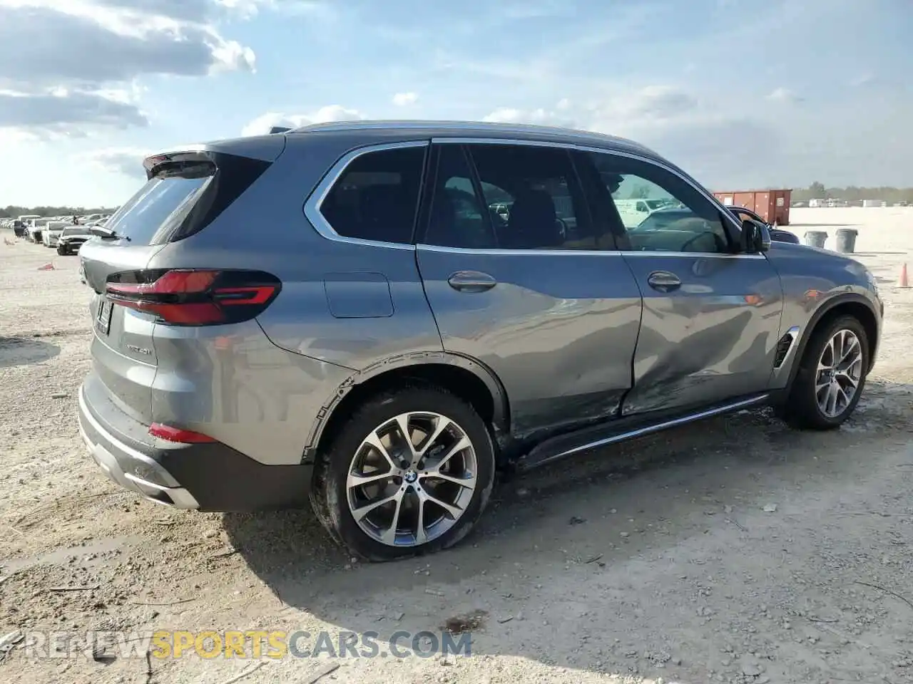 3 Photograph of a damaged car 5UX23EU05R9U62214 BMW X5 2024