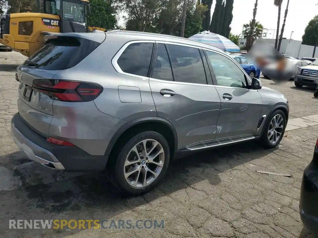3 Photograph of a damaged car 5UX23EU05R9U85301 BMW X5 2024
