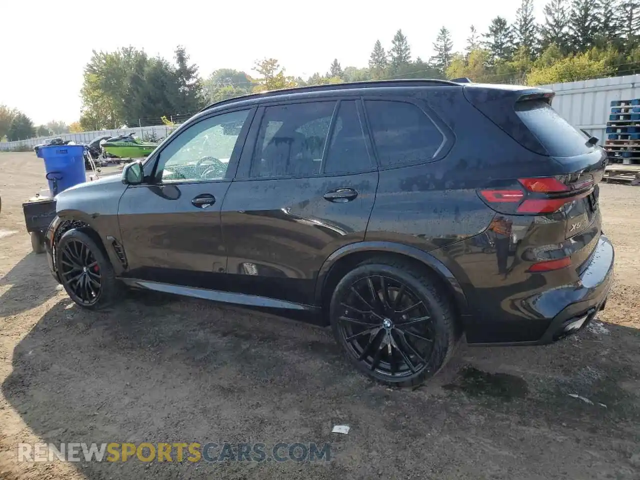 2 Photograph of a damaged car 5UX23EU05R9V15302 BMW X5 2024
