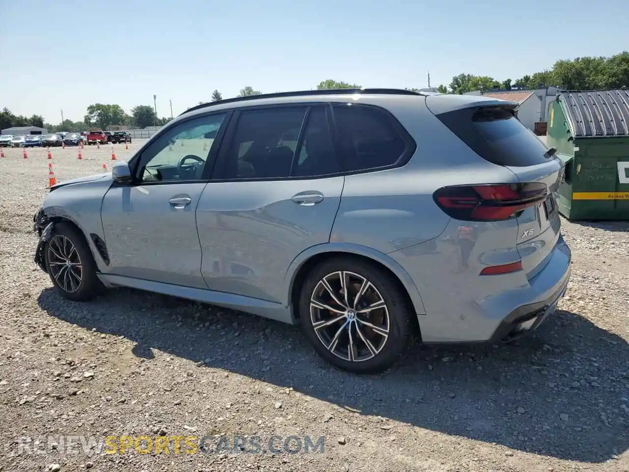 2 Photograph of a damaged car 5UX23EU06R9T02147 BMW X5 2024