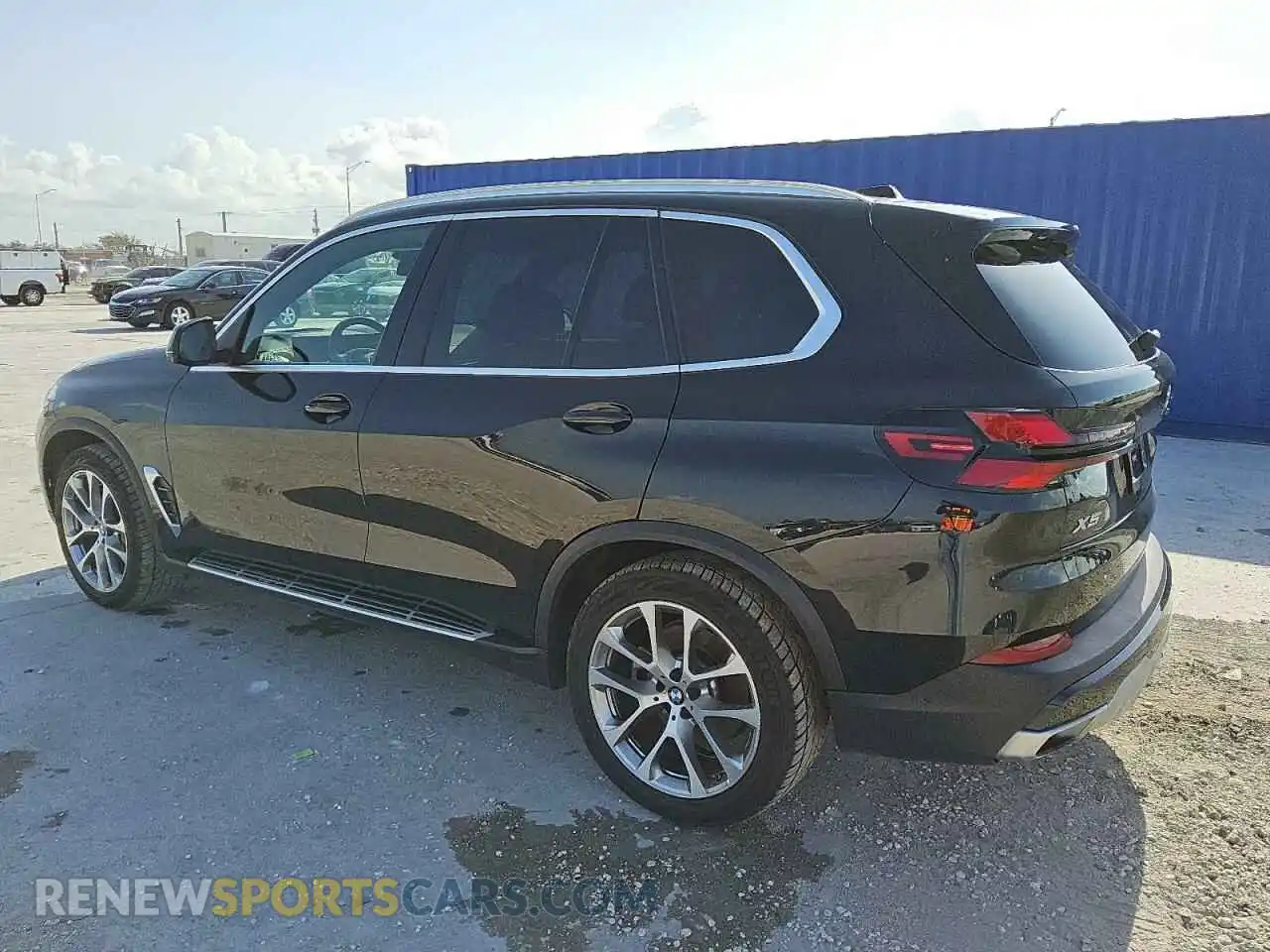 2 Photograph of a damaged car 5UX23EU06R9T35813 BMW X5 2024