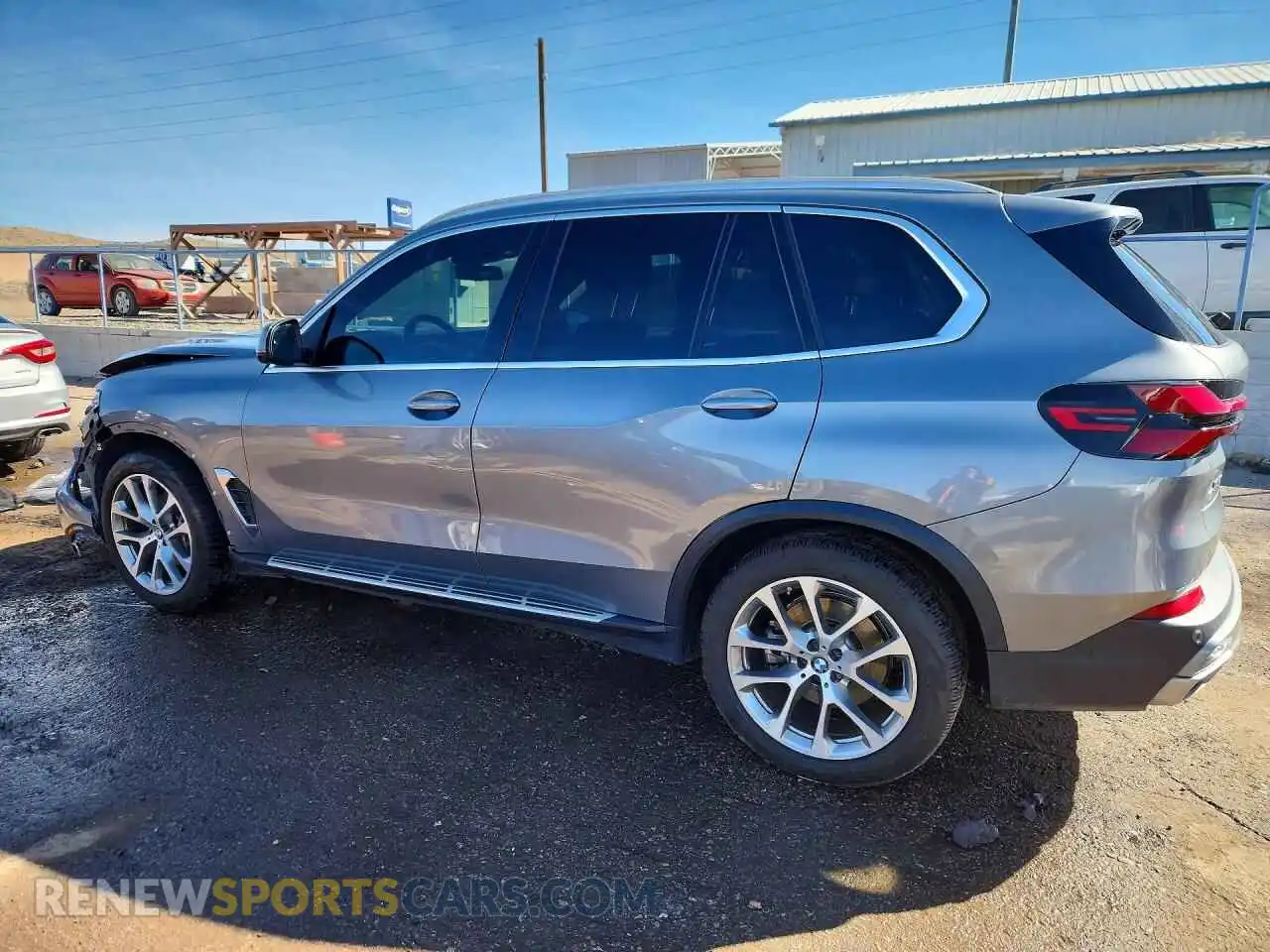 2 fotografías del automóvil dañado 5UX23EU07R9S14286 BMW X5 2024