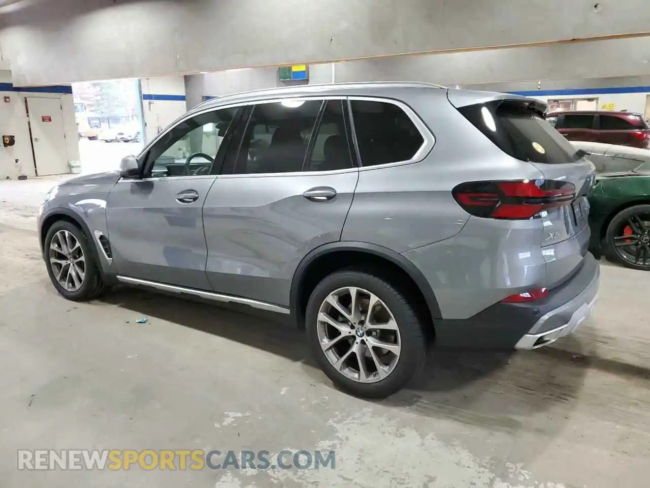 2 Photograph of a damaged car 5UX23EU07R9S28964 BMW X5 2024