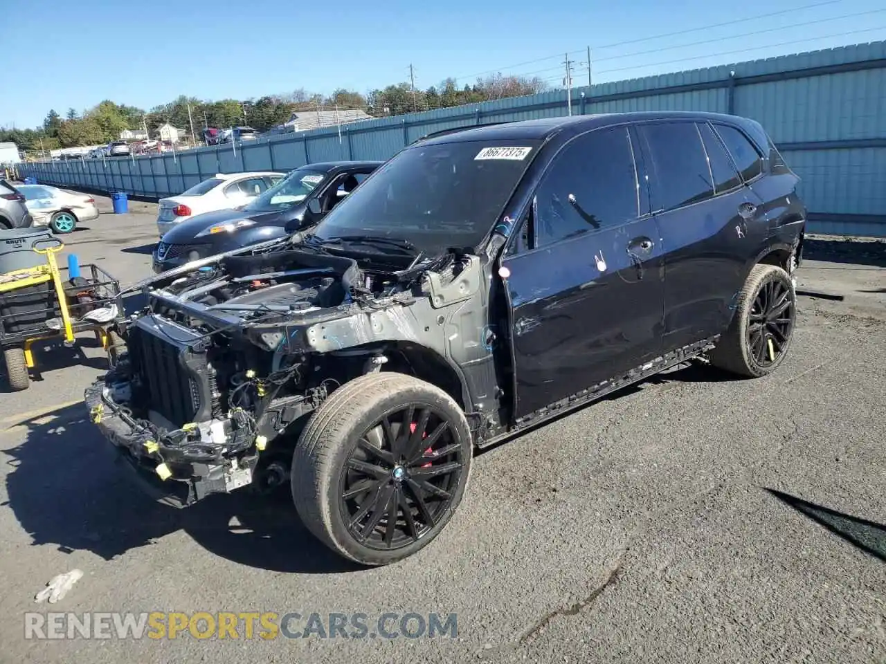 1 Photograph of a damaged car 5UX23EU07R9S36319 BMW X5 2024