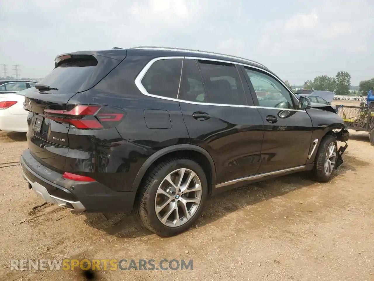3 Photograph of a damaged car 5UX23EU07R9S54156 BMW X5 2024