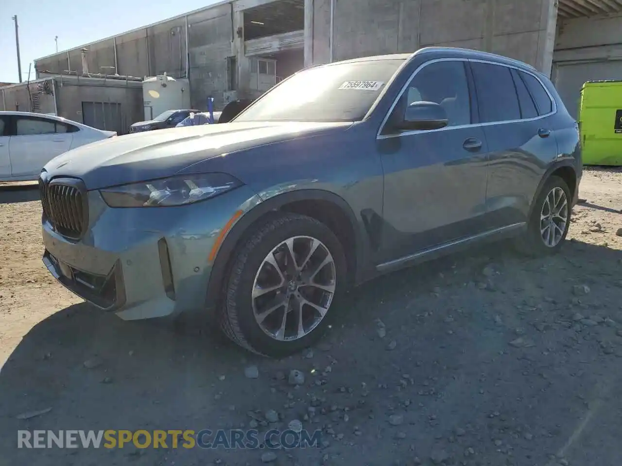 1 Photograph of a damaged car 5UX23EU07R9S54898 BMW X5 2024
