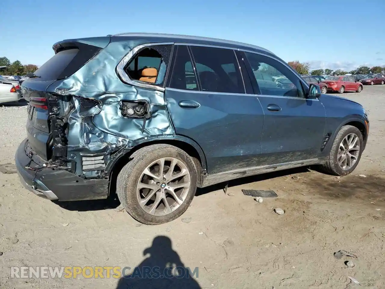3 Photograph of a damaged car 5UX23EU07R9S54898 BMW X5 2024