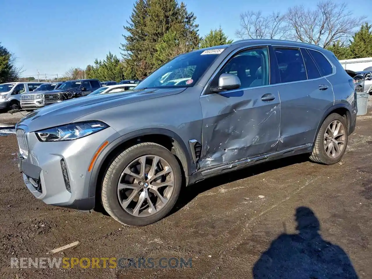 1 Photograph of a damaged car 5UX23EU07R9S64864 BMW X5 2024