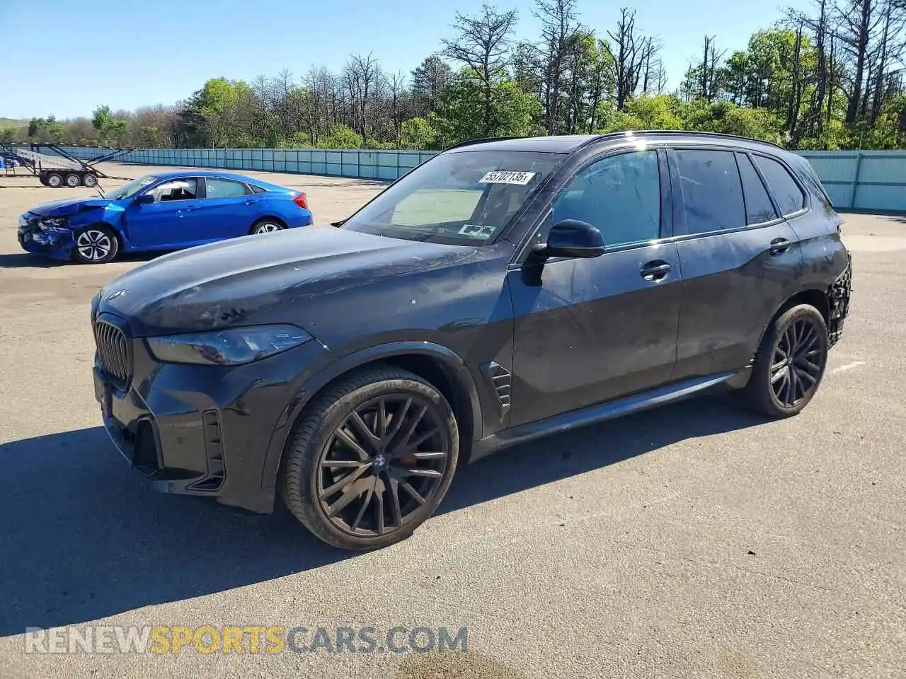 1 Photograph of a damaged car 5UX23EU07R9T47680 BMW X5 2024