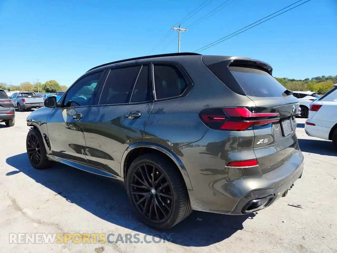 2 Photograph of a damaged car 5UX23EU07R9T52815 BMW X5 2024