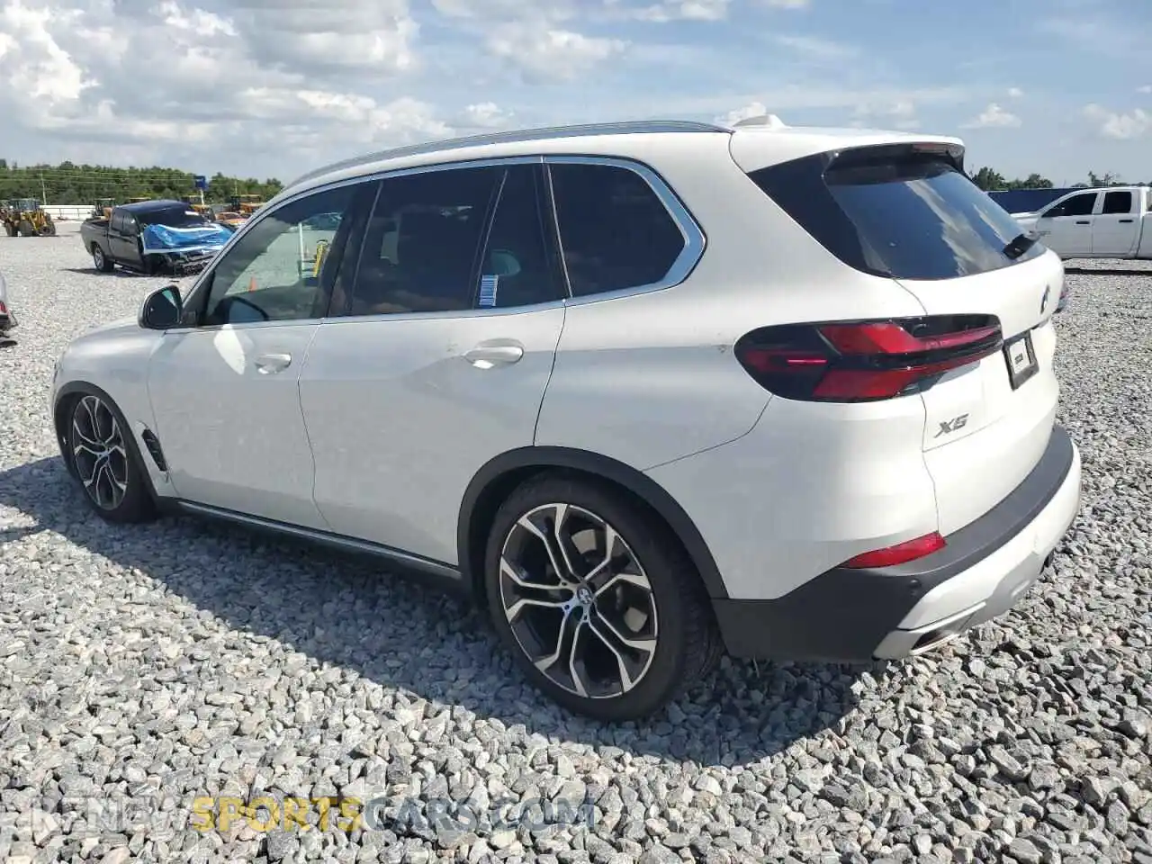 2 Photograph of a damaged car 5UX23EU07R9U26783 BMW X5 2024