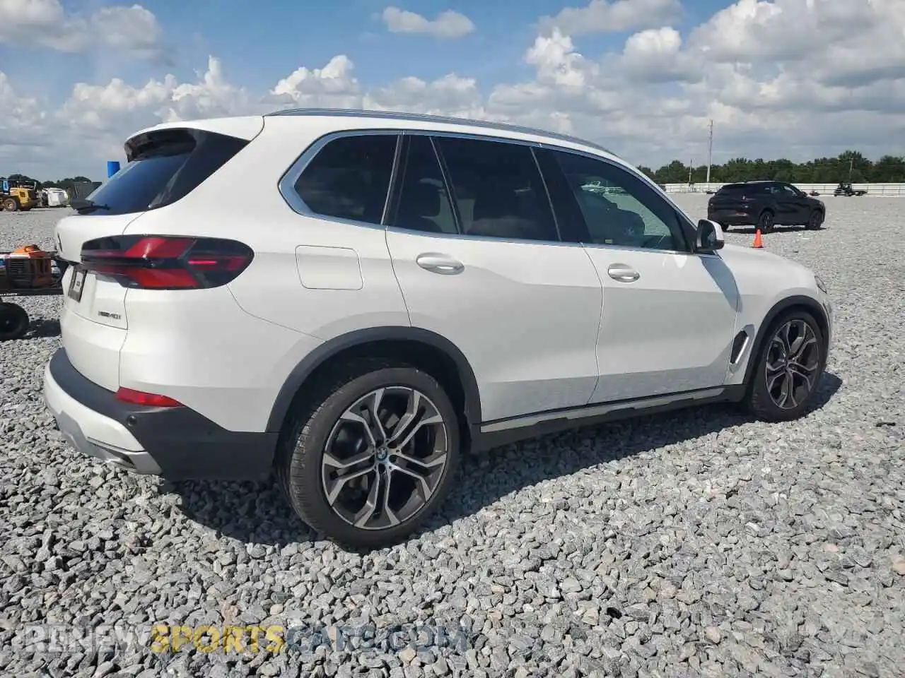 3 Photograph of a damaged car 5UX23EU07R9U26783 BMW X5 2024