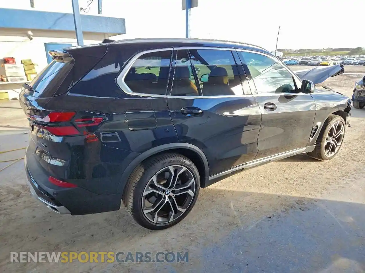3 Photograph of a damaged car 5UX23EU07R9U69309 BMW X5 2024