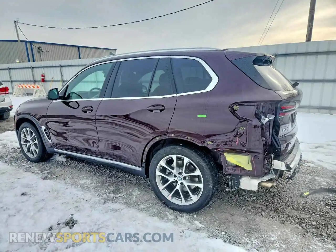 2 Photograph of a damaged car 5UX23EU07R9V74397 BMW X5 2024