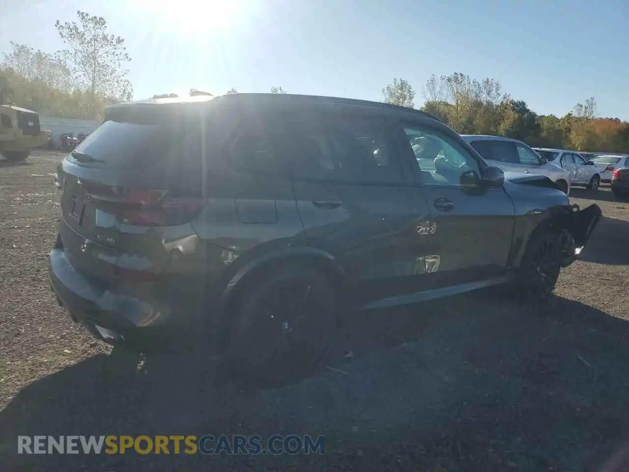 3 Photograph of a damaged car 5UX23EU07R9V85321 BMW X5 2024