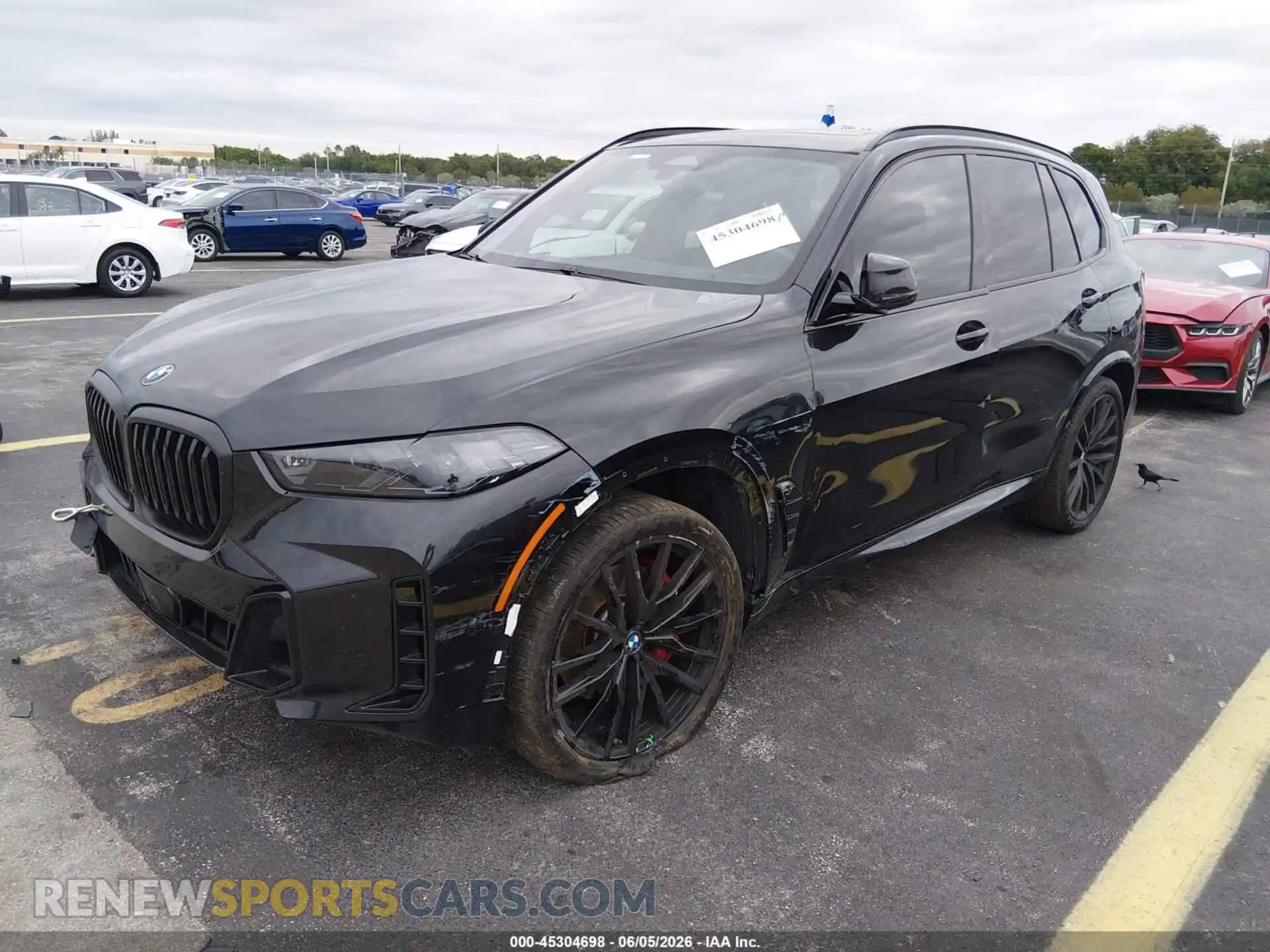 2 Photograph of a damaged car 5UX23EU08R9W00103 BMW X5 2024