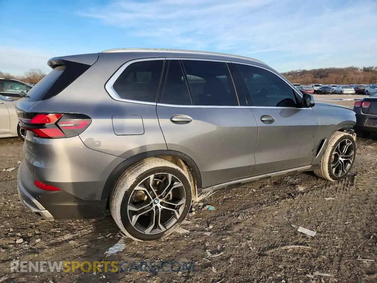 3 Фотография поврежденного автомобиля 5UX23EU08R9W14129 BMW X5 2024