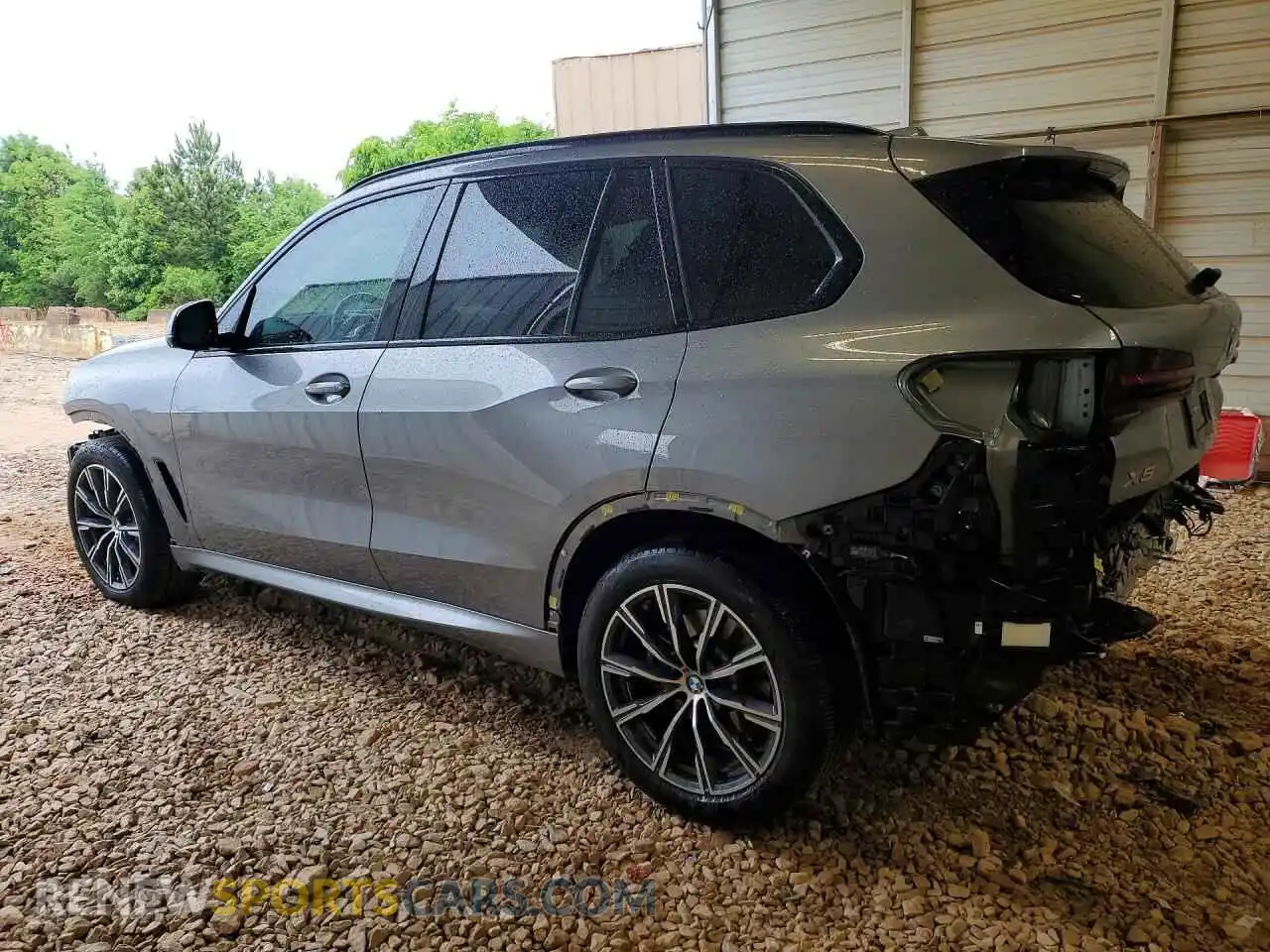 2 Photograph of a damaged car 5UX23EU09R9S91225 BMW X5 2024