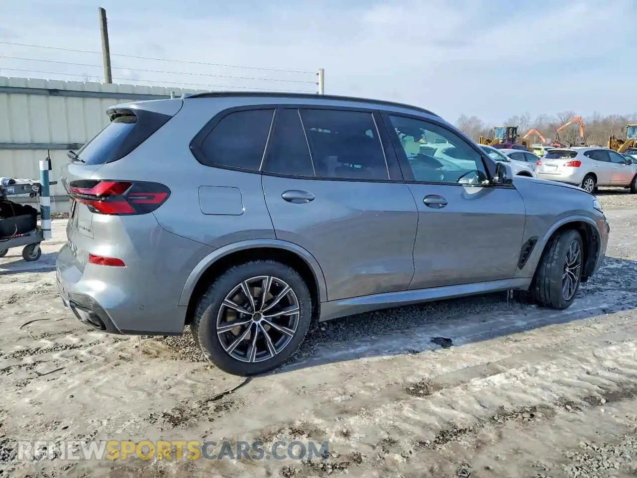 3 Photograph of a damaged car 5UX23EU09R9T11649 BMW X5 2024