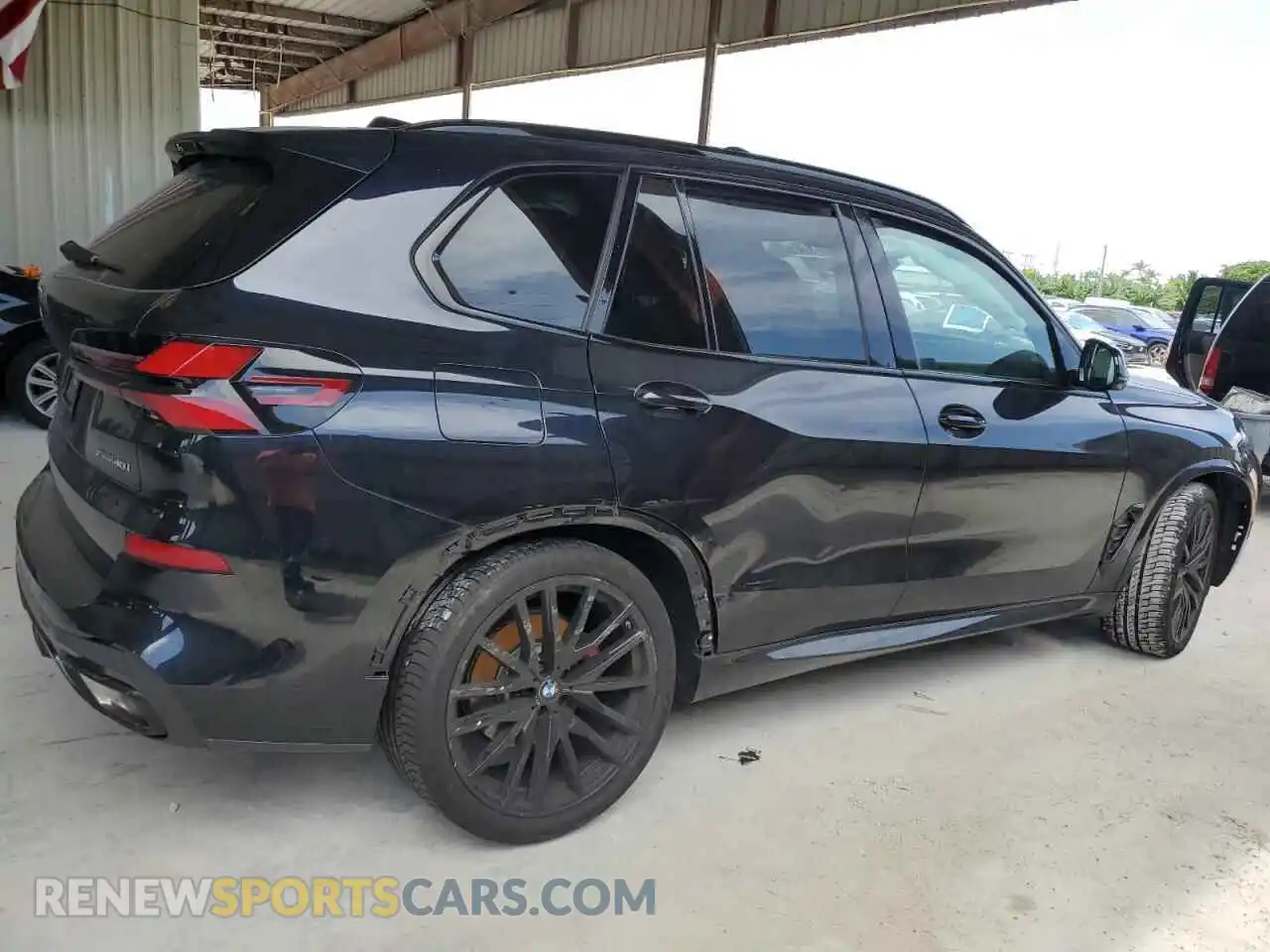 3 Photograph of a damaged car 5UX23EU0XR9S36332 BMW X5 2024